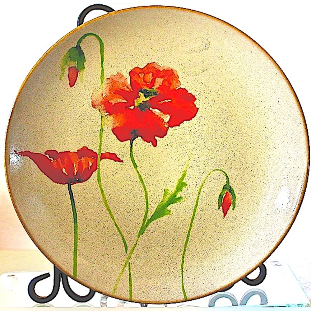 222 FIFTH AMAPOLA DINNER PLATE RED POPPIES 10 3/4TH INCH